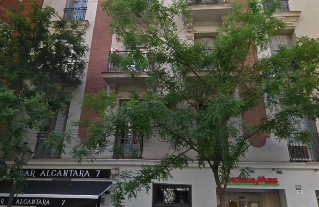 Comodo Mini-Loft In Goya-1